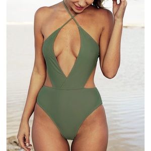 💥NW💥 Super sexy one piece!
